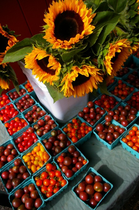 farmersmarket Realising the tomaydoughs are little will help you scale this