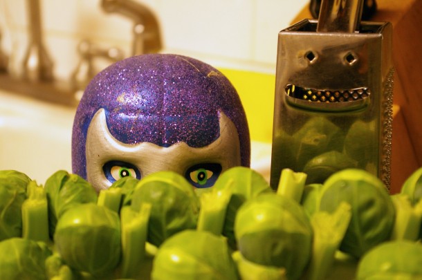 Blue Demon y el Rallador Sonriente contra las Bruselas de la Muerte